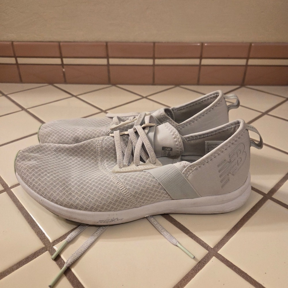 New Balance FuelCore Nergize Womens 9 Grey Silver Mint Sneakers WXNRGGM1
